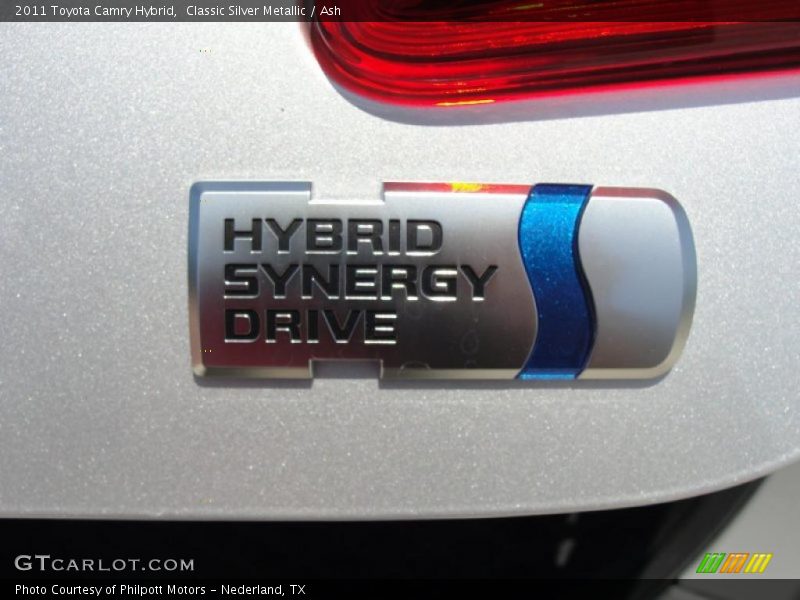 Classic Silver Metallic / Ash 2011 Toyota Camry Hybrid
