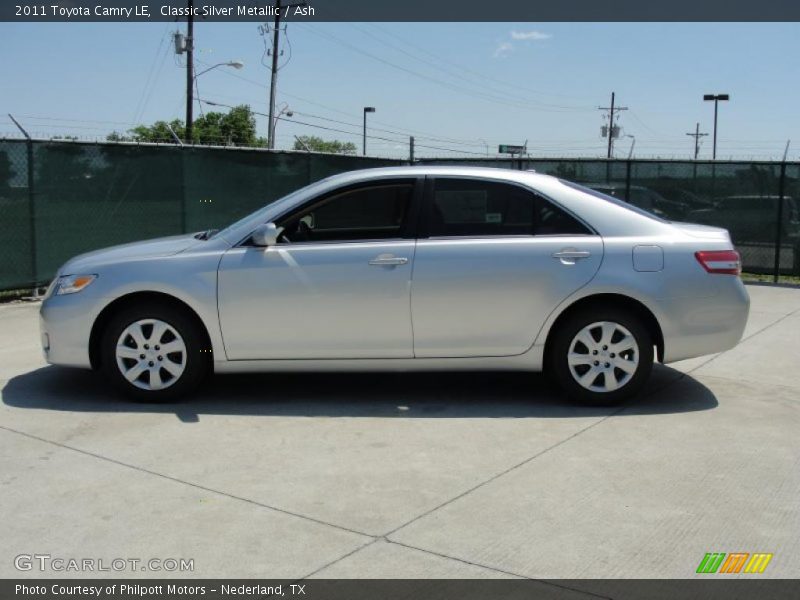 Classic Silver Metallic / Ash 2011 Toyota Camry LE