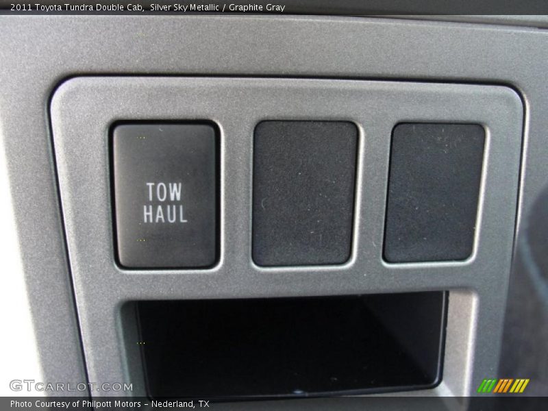 Silver Sky Metallic / Graphite Gray 2011 Toyota Tundra Double Cab