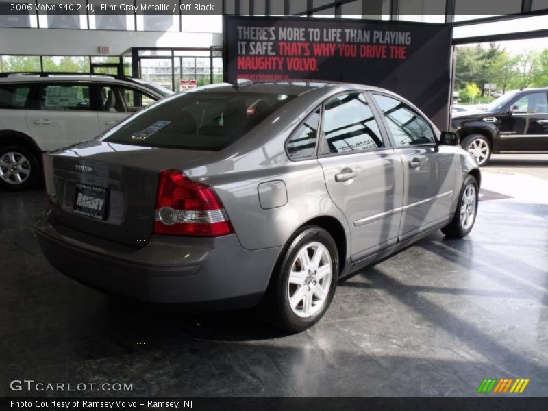 Flint Gray Metallic / Off Black 2006 Volvo S40 2.4i