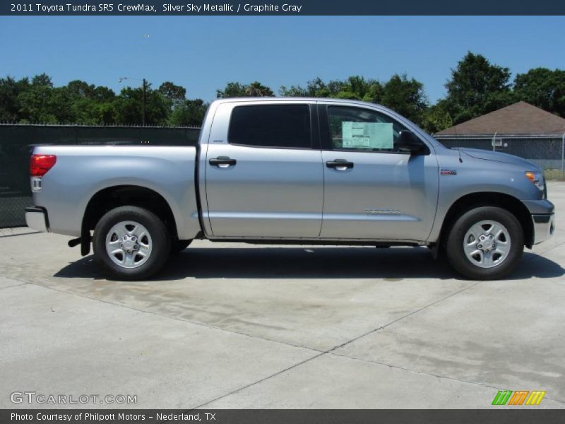 Silver Sky Metallic / Graphite Gray 2011 Toyota Tundra SR5 CrewMax