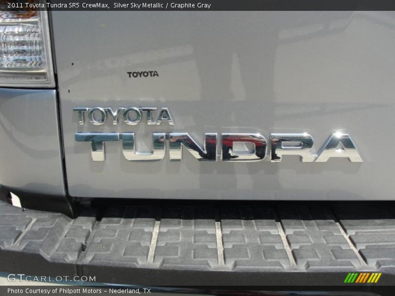Silver Sky Metallic / Graphite Gray 2011 Toyota Tundra SR5 CrewMax