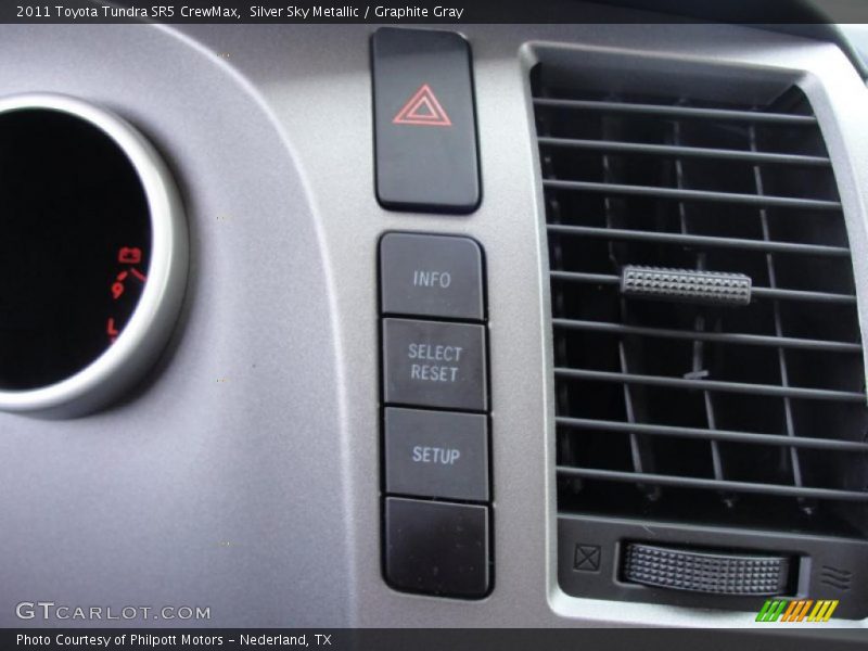 Silver Sky Metallic / Graphite Gray 2011 Toyota Tundra SR5 CrewMax