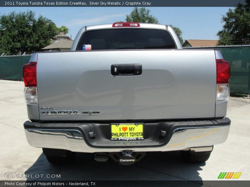 Silver Sky Metallic / Graphite Gray 2011 Toyota Tundra Texas Edition CrewMax