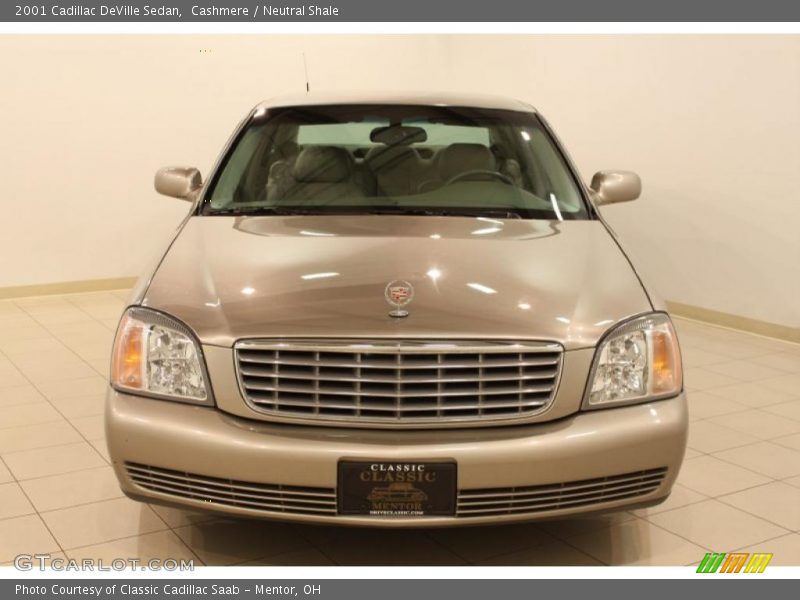 Cashmere / Neutral Shale 2001 Cadillac DeVille Sedan