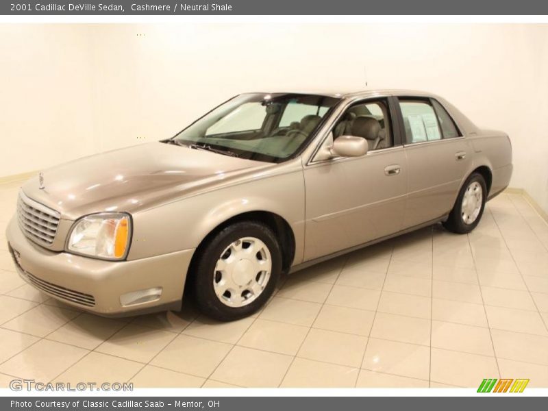 Cashmere / Neutral Shale 2001 Cadillac DeVille Sedan
