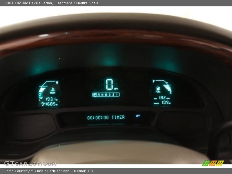 Cashmere / Neutral Shale 2001 Cadillac DeVille Sedan