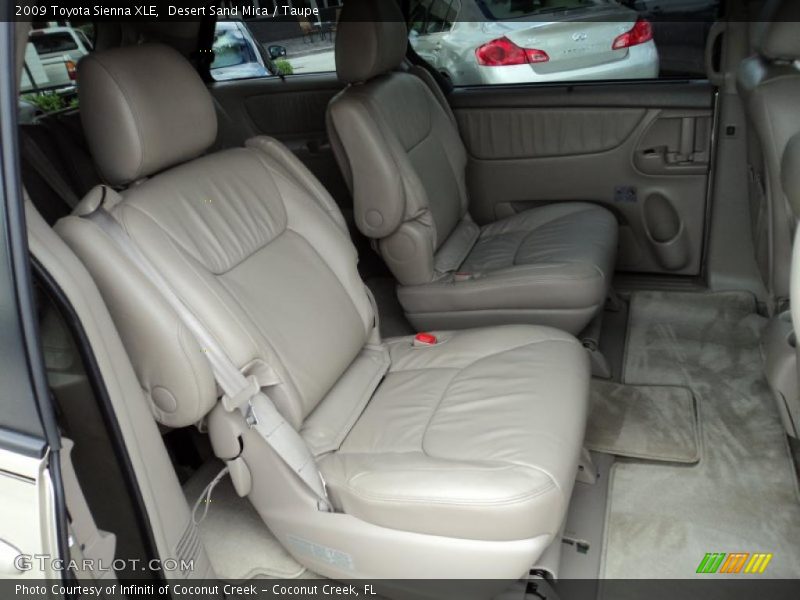  2009 Sienna XLE Taupe Interior