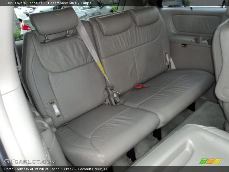  2009 Sienna XLE Taupe Interior