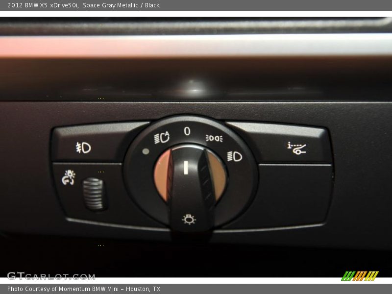 Controls of 2012 X5 xDrive50i