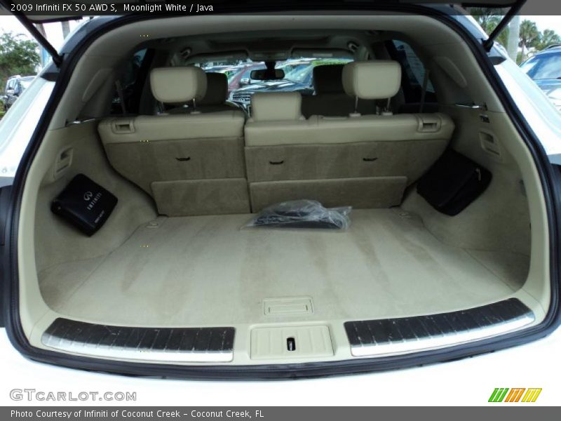  2009 FX 50 AWD S Trunk
