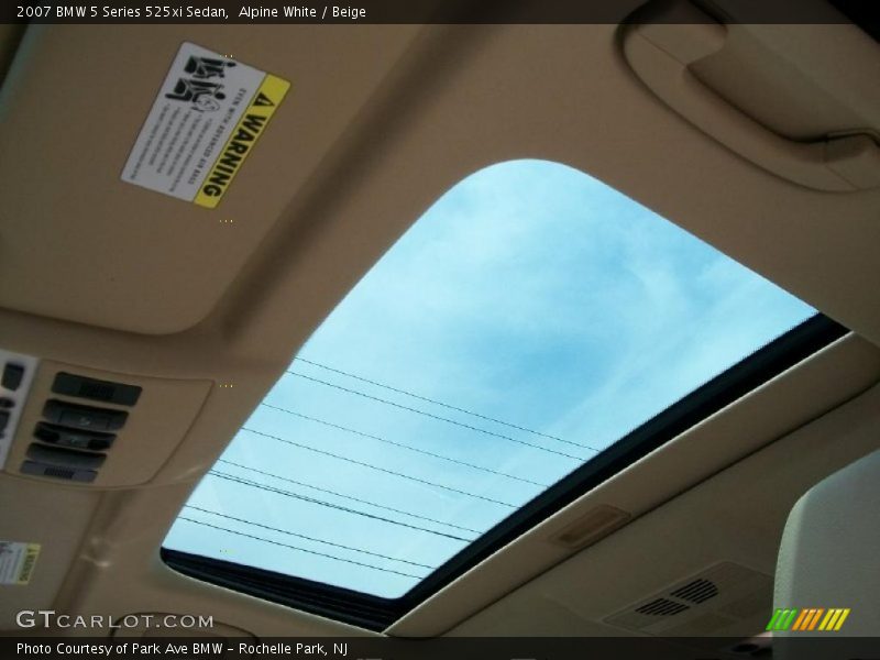 Alpine White / Beige 2007 BMW 5 Series 525xi Sedan