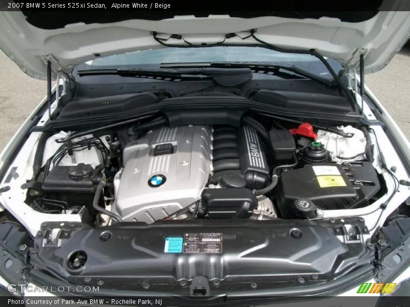 Alpine White / Beige 2007 BMW 5 Series 525xi Sedan