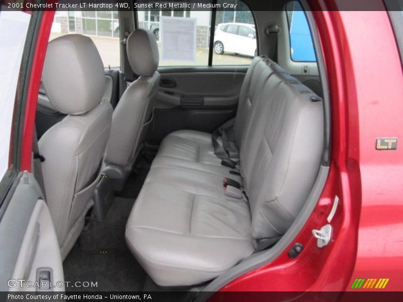  2001 Tracker LT Hardtop 4WD Medium Gray Interior