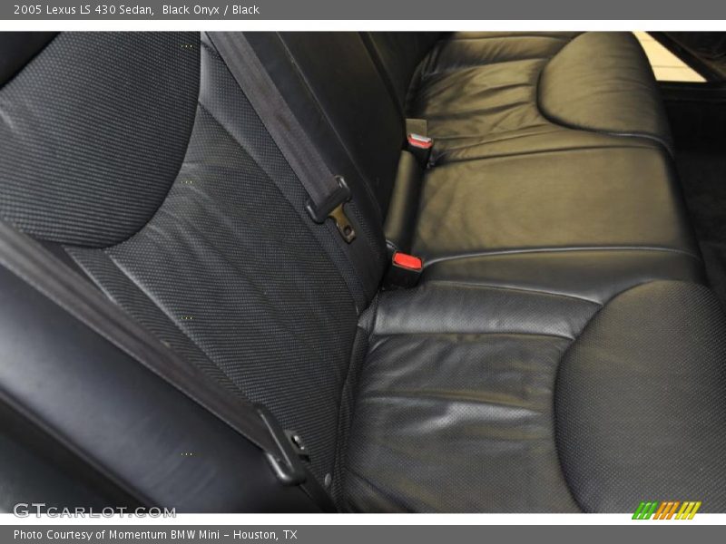 Black Onyx / Black 2005 Lexus LS 430 Sedan