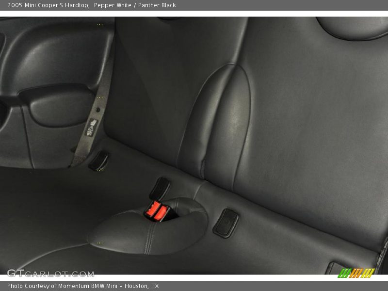 Pepper White / Panther Black 2005 Mini Cooper S Hardtop