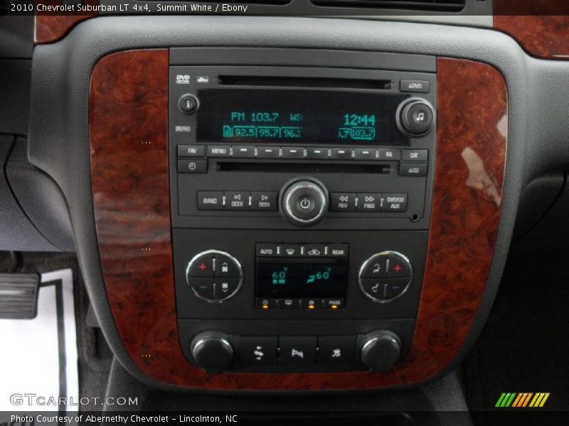 Summit White / Ebony 2010 Chevrolet Suburban LT 4x4