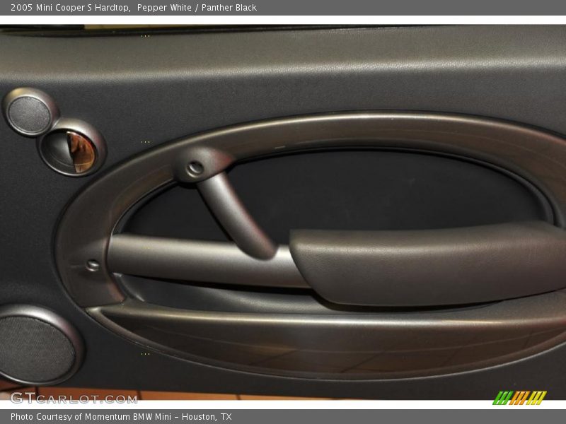 Pepper White / Panther Black 2005 Mini Cooper S Hardtop