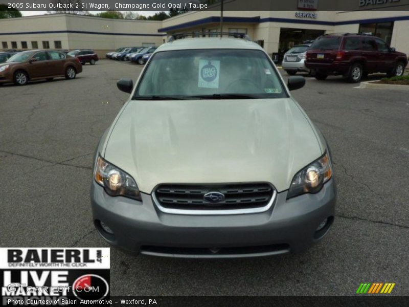 Champagne Gold Opal / Taupe 2005 Subaru Outback 2.5i Wagon