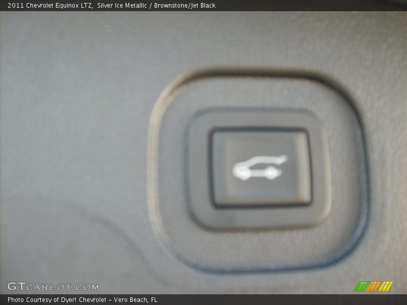 Silver Ice Metallic / Brownstone/Jet Black 2011 Chevrolet Equinox LTZ