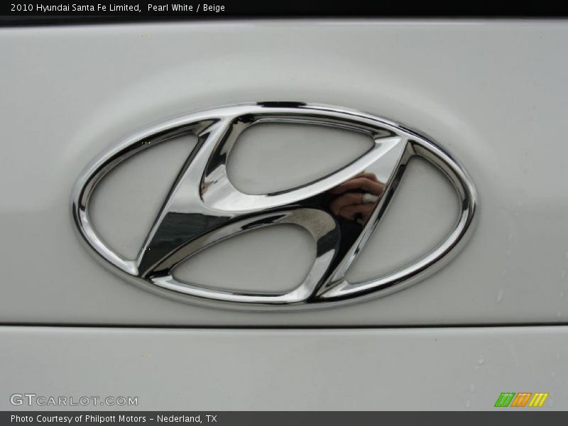  2010 Santa Fe Limited Logo