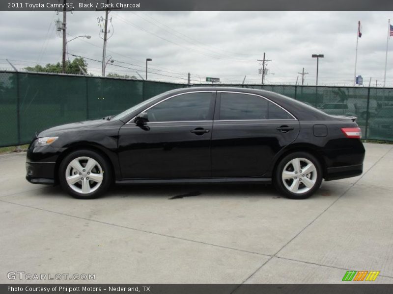 Black / Dark Charcoal 2011 Toyota Camry SE