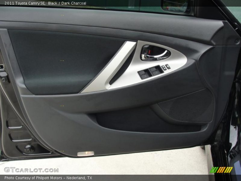 Black / Dark Charcoal 2011 Toyota Camry SE