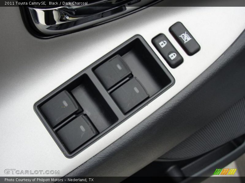 Black / Dark Charcoal 2011 Toyota Camry SE