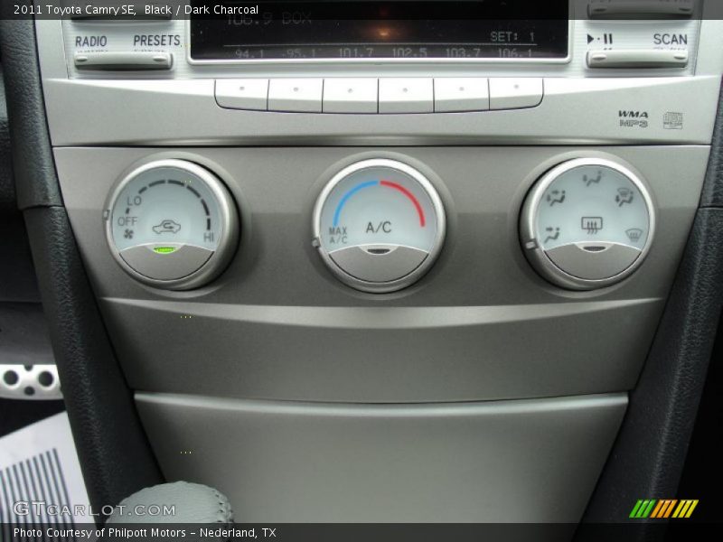 Black / Dark Charcoal 2011 Toyota Camry SE
