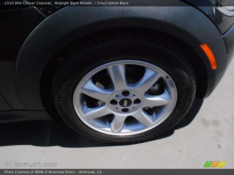 Midnight Black Metallic / Grey/Carbon Black 2010 Mini Cooper Clubman