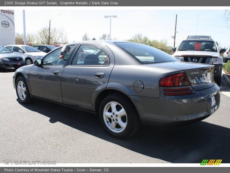 Graphite Metallic / Dark Slate Gray 2005 Dodge Stratus SXT Sedan