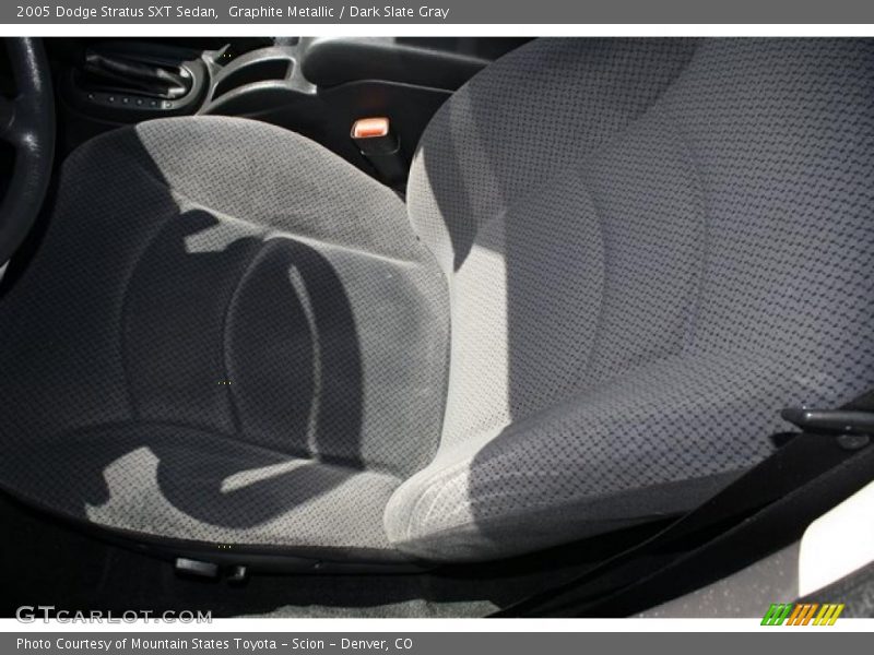 Graphite Metallic / Dark Slate Gray 2005 Dodge Stratus SXT Sedan
