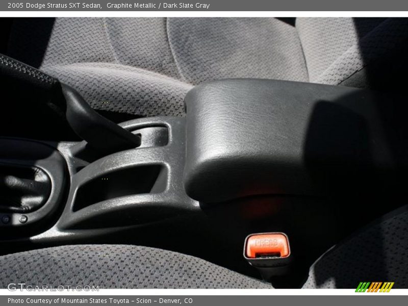 Graphite Metallic / Dark Slate Gray 2005 Dodge Stratus SXT Sedan