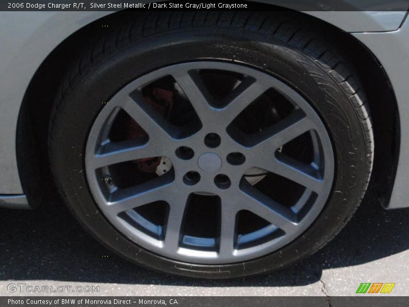 Custom Wheels of 2006 Charger R/T