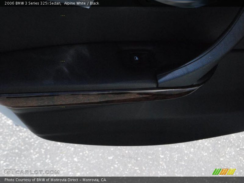 Alpine White / Black 2006 BMW 3 Series 325i Sedan