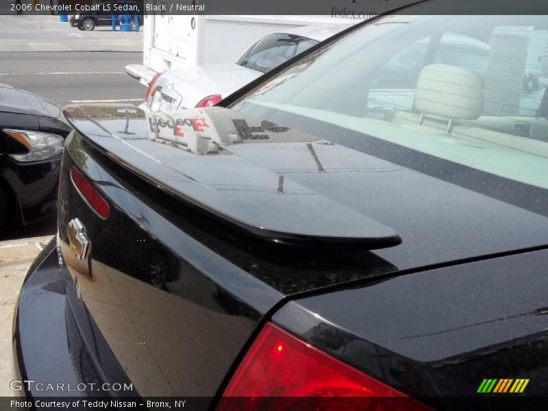 Black / Neutral 2006 Chevrolet Cobalt LS Sedan