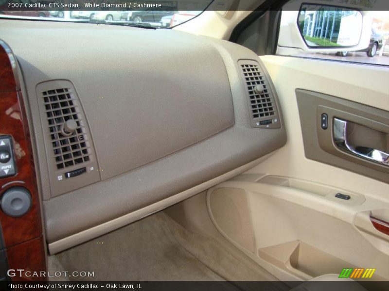 White Diamond / Cashmere 2007 Cadillac CTS Sedan