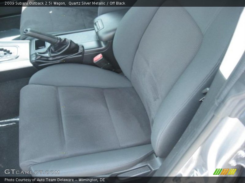 Quartz Silver Metallic / Off Black 2009 Subaru Outback 2.5i Wagon