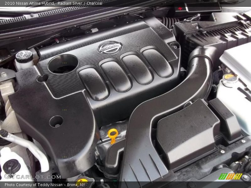 Radiant Silver / Charcoal 2010 Nissan Altima Hybrid