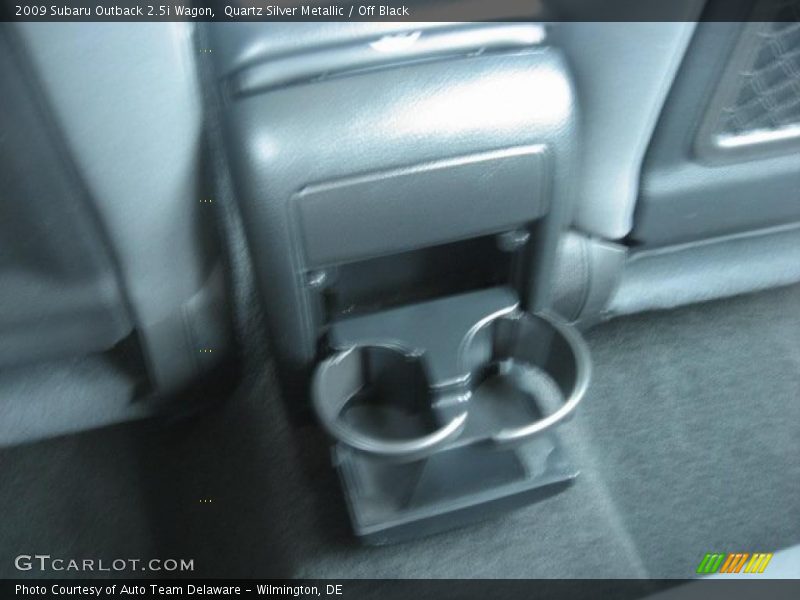 Quartz Silver Metallic / Off Black 2009 Subaru Outback 2.5i Wagon