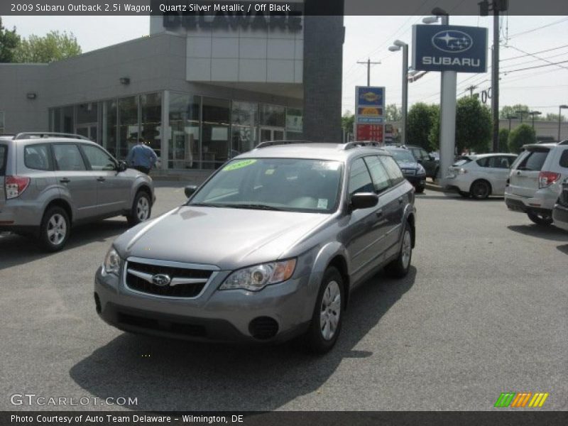 Quartz Silver Metallic / Off Black 2009 Subaru Outback 2.5i Wagon