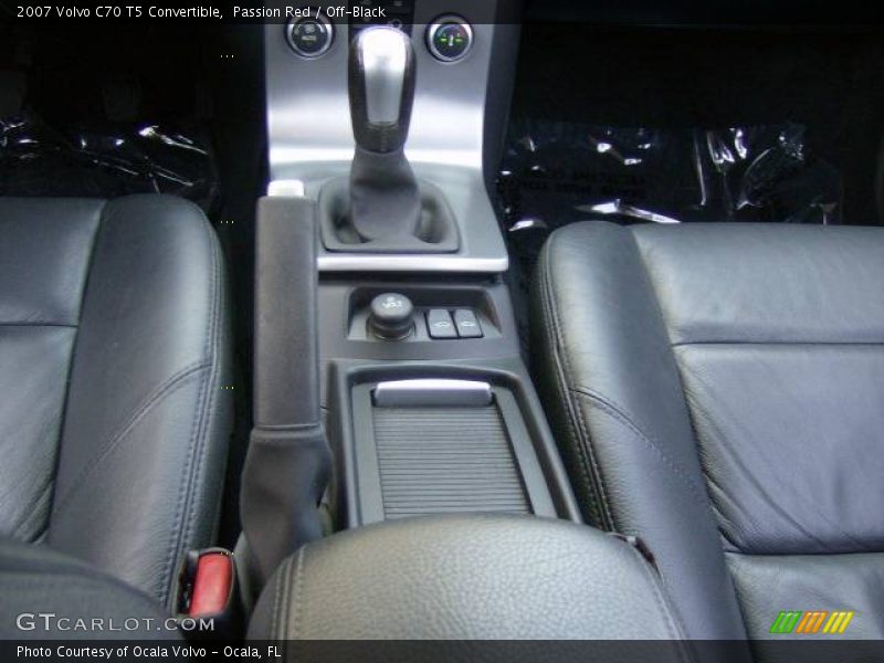 Passion Red / Off-Black 2007 Volvo C70 T5 Convertible