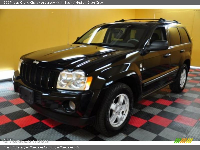Black / Medium Slate Gray 2007 Jeep Grand Cherokee Laredo 4x4