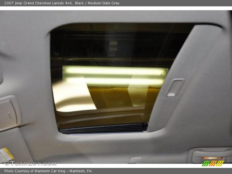 Black / Medium Slate Gray 2007 Jeep Grand Cherokee Laredo 4x4