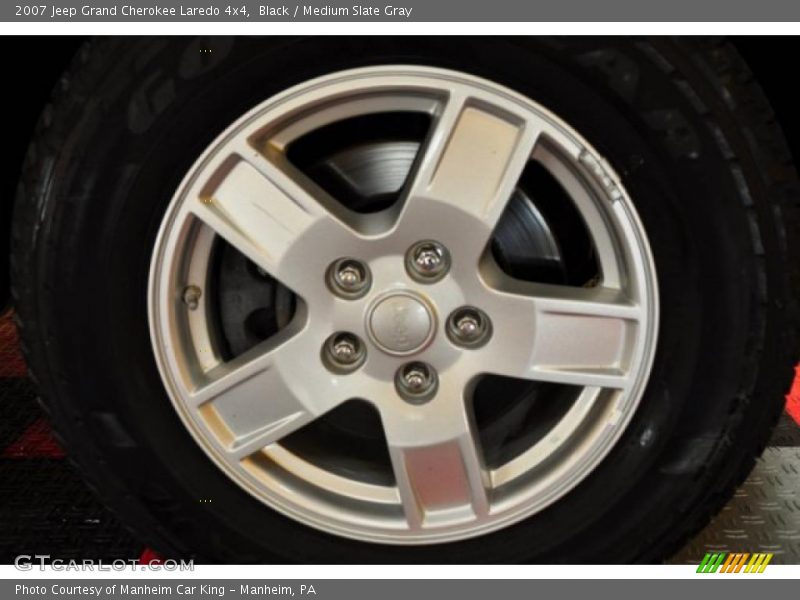 Black / Medium Slate Gray 2007 Jeep Grand Cherokee Laredo 4x4