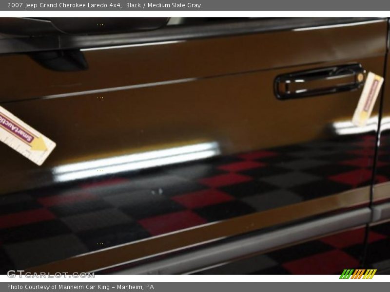 Black / Medium Slate Gray 2007 Jeep Grand Cherokee Laredo 4x4