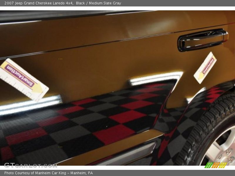 Black / Medium Slate Gray 2007 Jeep Grand Cherokee Laredo 4x4