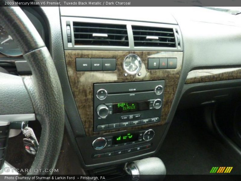 Tuxedo Black Metallic / Dark Charcoal 2009 Mercury Milan V6 Premier