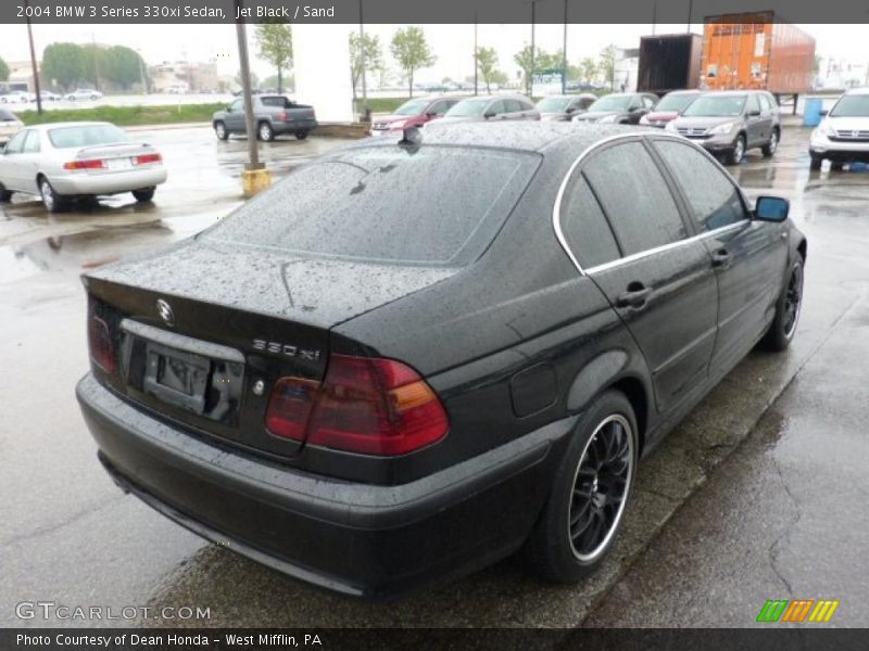 Jet Black / Sand 2004 BMW 3 Series 330xi Sedan