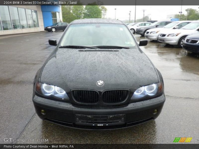 Jet Black / Sand 2004 BMW 3 Series 330xi Sedan
